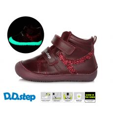 D.D.step - 063 prechodné topánky red 316C